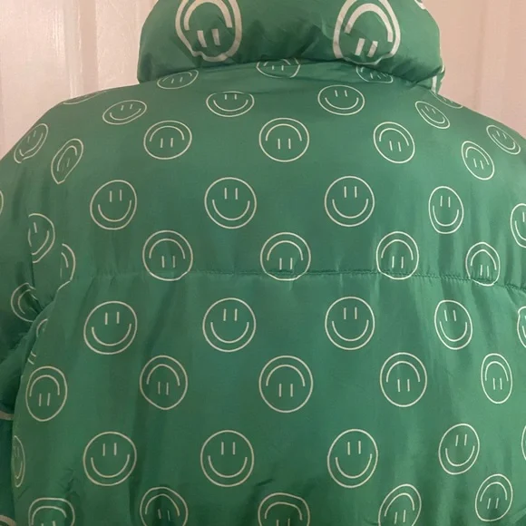 Native Youth Green Smiley Puffer Jacket Size 18.